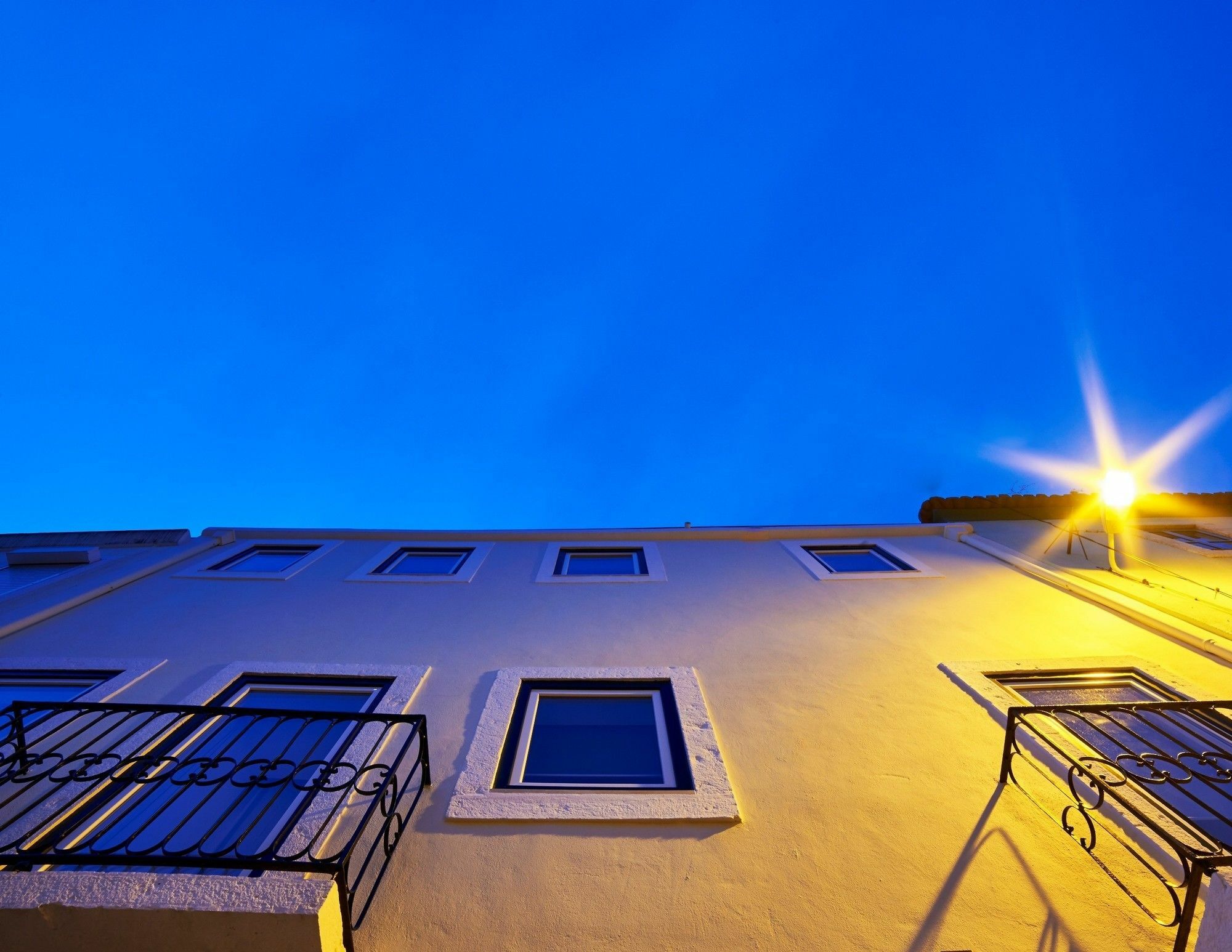 Lis Apartments Lissabon Buitenkant foto